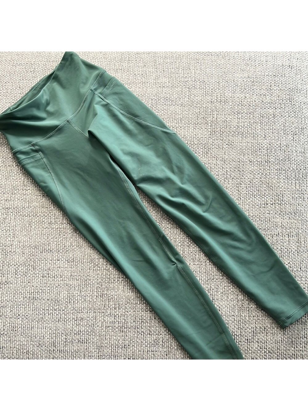 Old Navy 7/8 Go Dry High Rose Workout Leggings